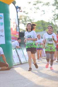 BIB: 2584
                            <button type="button" onclick="openModal(3649153)" class="btn btn-primary btn-sm float-right btn-popup" data-toggle="modal" data-target=".modal-high-quality">
                        <i class="fas fa-shopping-cart"></i> Add to Cart
                    </button>
                                            <button type="button" onclick="isThisMe(3649153, true)" class="btn btn-success btn-sm float-right btn-popup btn-isme hidden" data-toggle="tooltip" data-placement="bottom" title="นี่คือรูปของคุณใช่ไหม คลิกที่นี่เพื่อเอาเข้าอัลบั้ม">
                        <i class="fas fa-plus"></i> Add to album
                    </button>
                    <button type="button" onclick="isThisMe(3649153, false)" class="btn btn-warning btn-sm float-right btn-popup btn-isnotme hidden">
                        <i class="fas fa-ban"></i> Remove from album
                    </button>